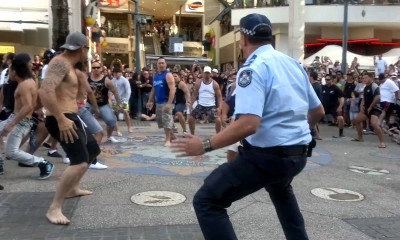 Flash Mob Haka at Surfers Paradise 11 Sep 2011