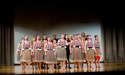 Ka Pioioi E by Ngāti Rarana