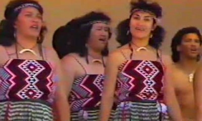 Te Whānau A Apanui Kapa Haka 1988